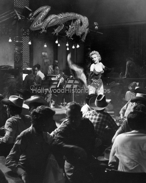 Marilyn Monroe 1956 as Cherie in Bus Stop wm.jpg